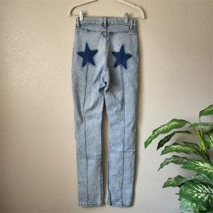 Revice Uptown Rising Star Distress Light Wash High Rise Mom Jeans 25